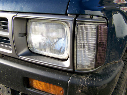 Toyota Hilux Mk2 Corner Light Assembly - LH