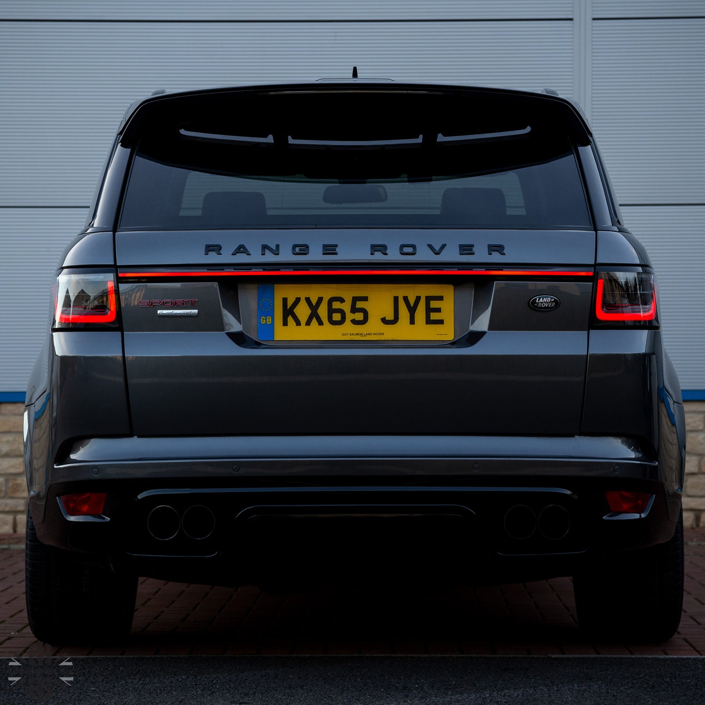 Rear Tailgate LED Lightbar for Range Rover Sport L494 WITHOUT reverse camera - SMOKED Lens