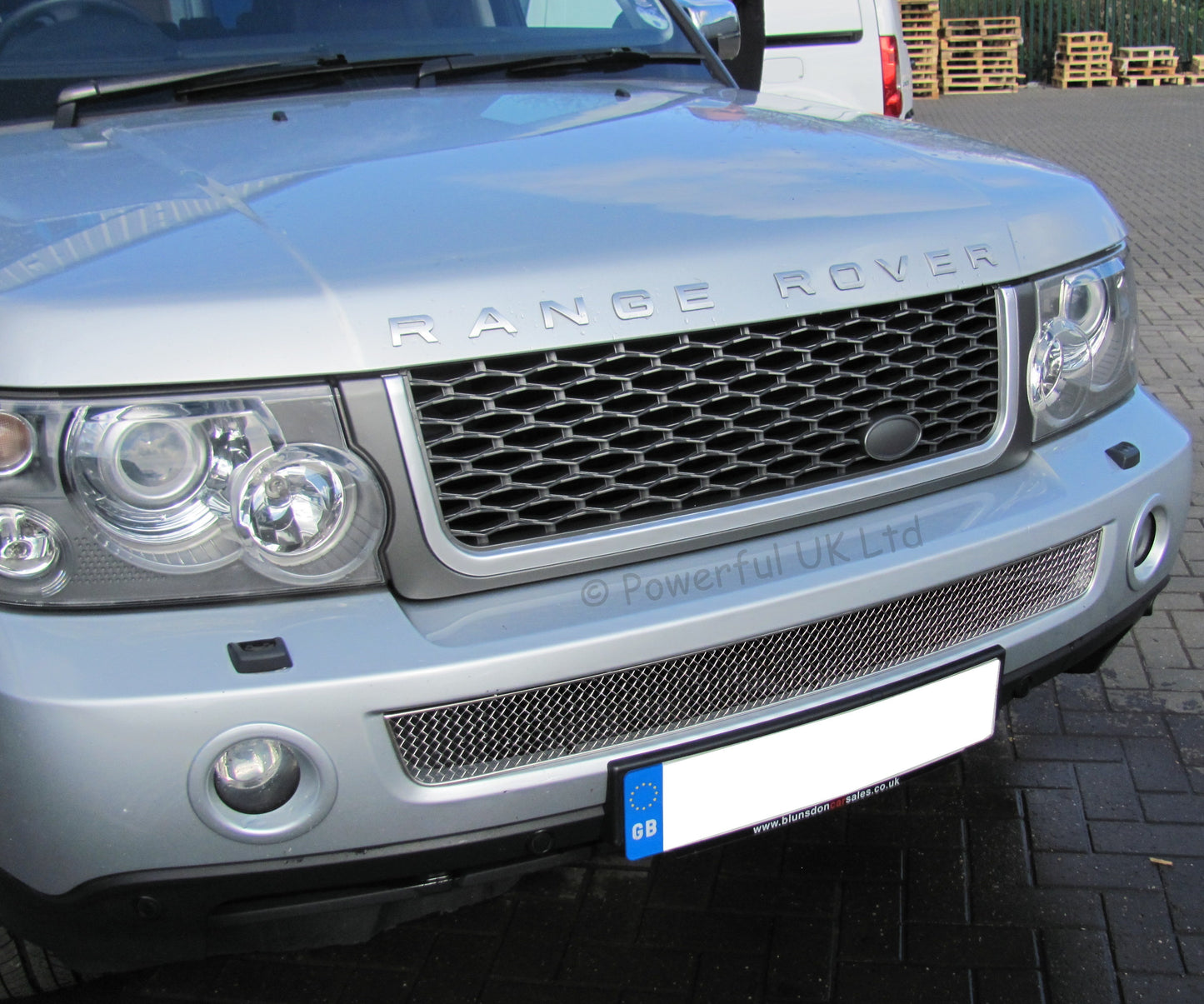 Front Grille - Grey/Silver/Grey for Range Rover Sport 05-09