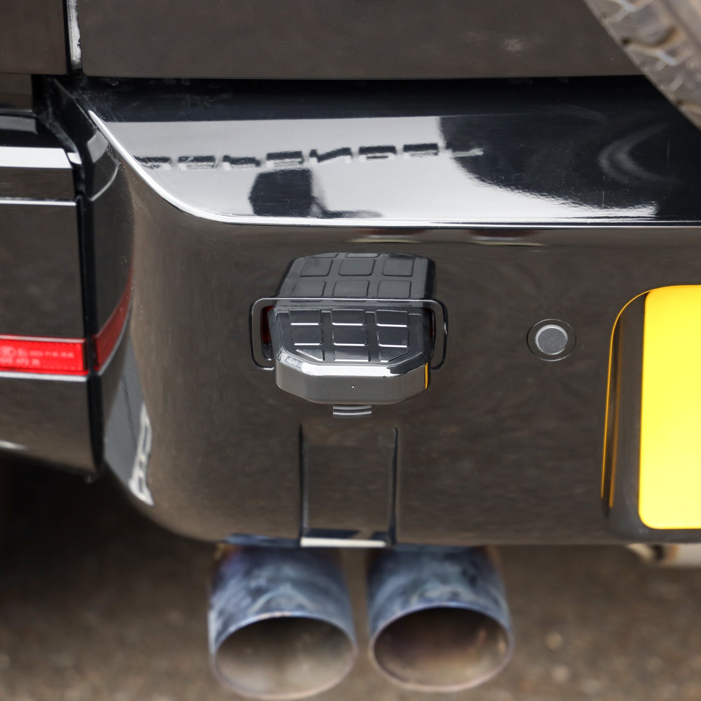2x Tow Eye Covers for Land Rover Defender L663 - Square Patterned Top - Gloss Black
