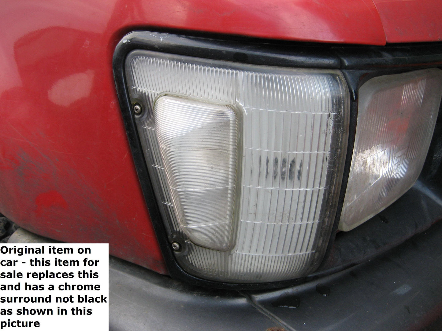 Toyota Hilux Mk3 Clear Front Side Light with Chrome Surround - RH