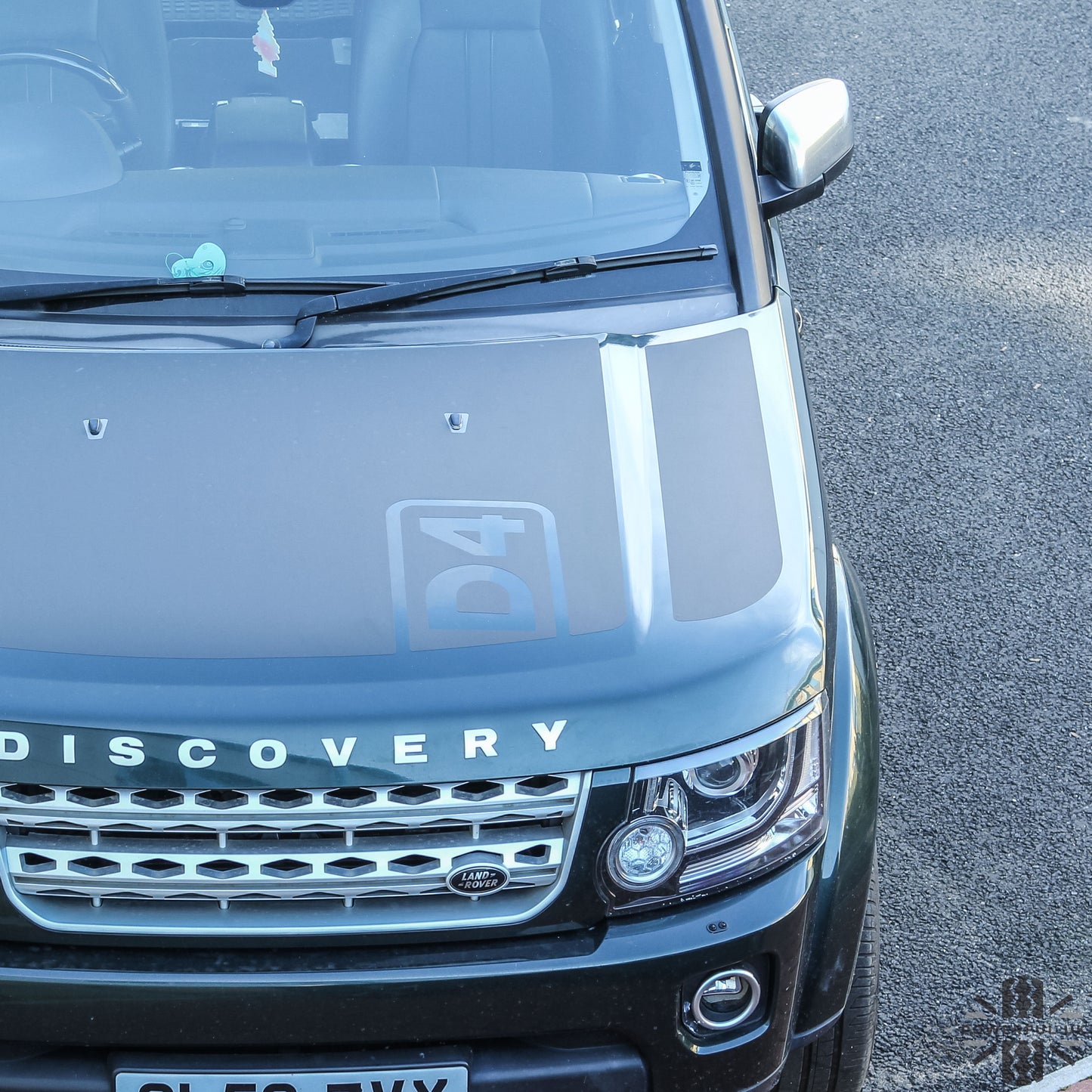 Bonnet Side Panel Decals - Large Type for Land Rover Discovery 3&4