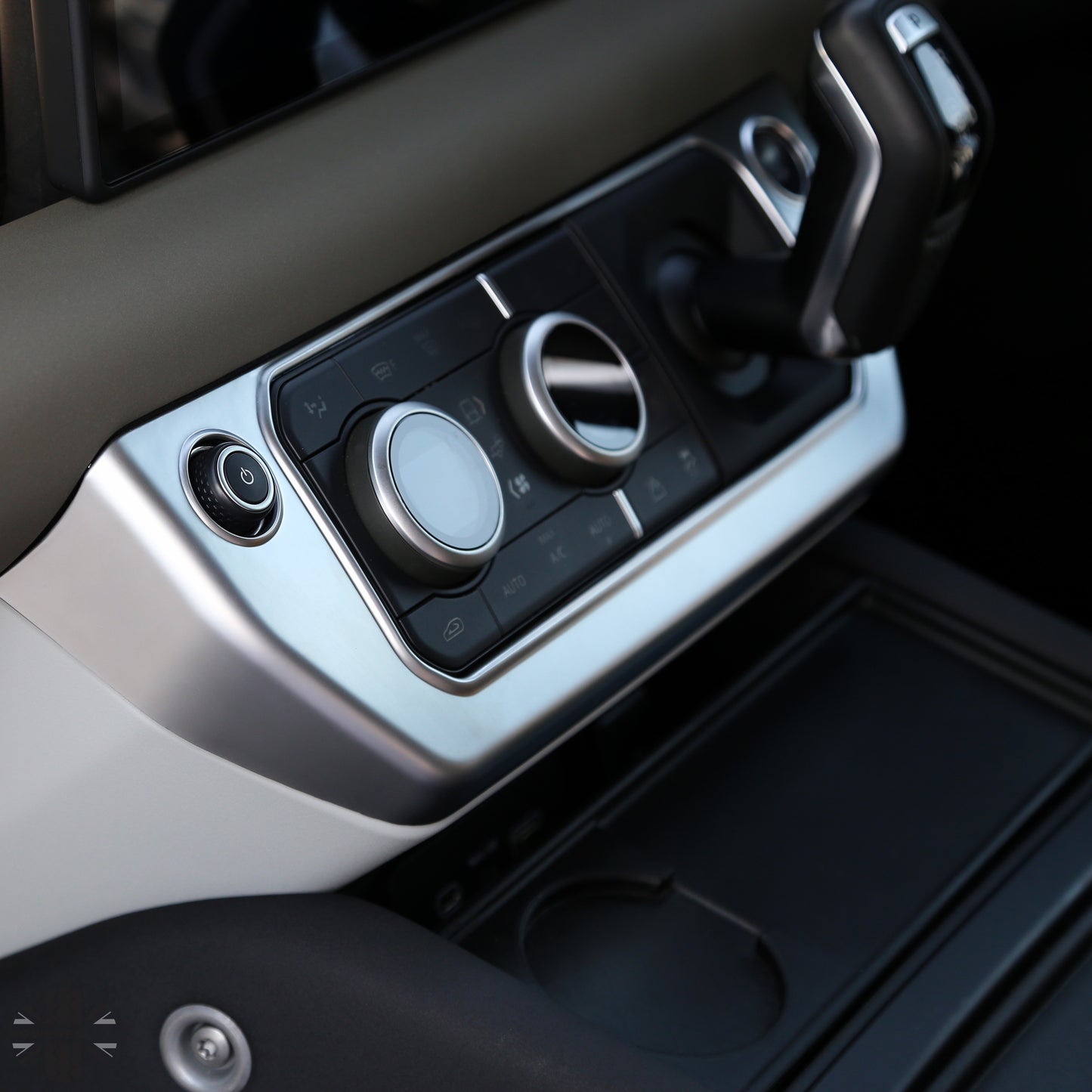 Centre Dash Cover Trim - Silver - for Land Rover Defender L663