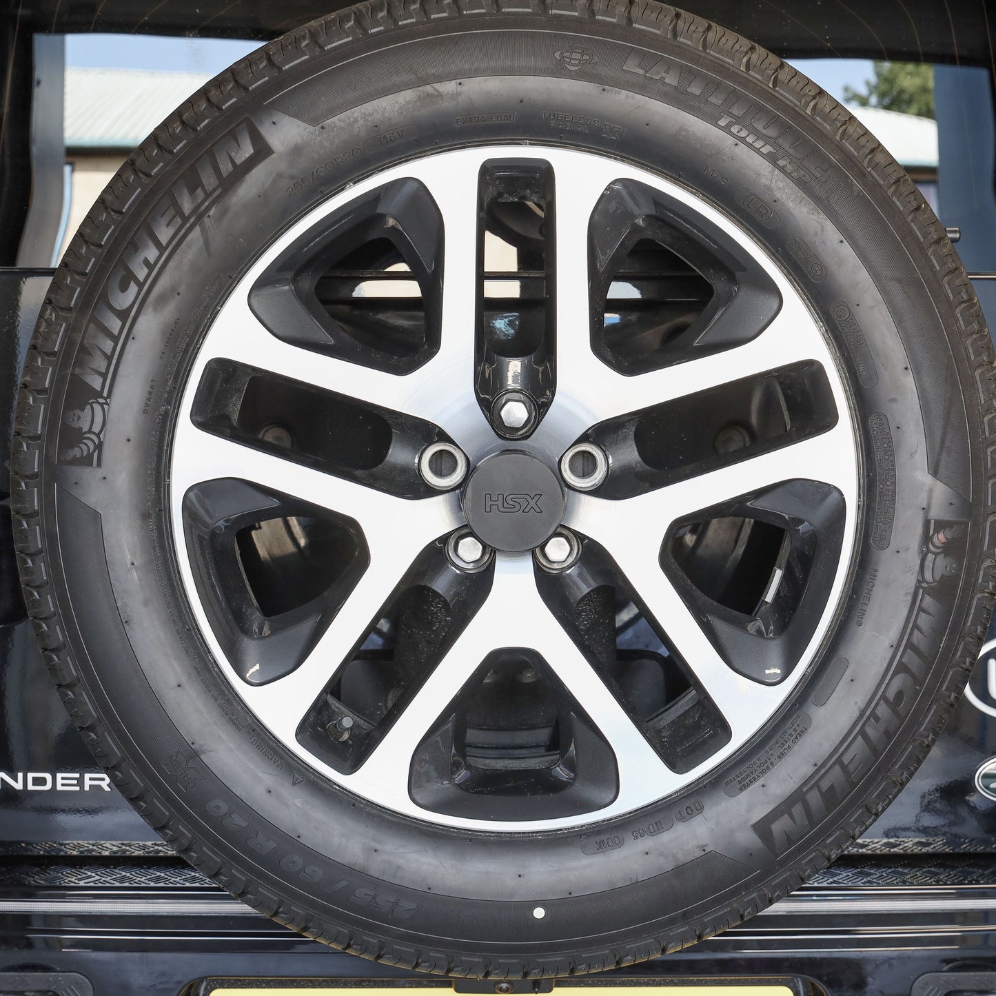 Lock Kit for 5095 Spare Wheel on Land Rover Defender L663