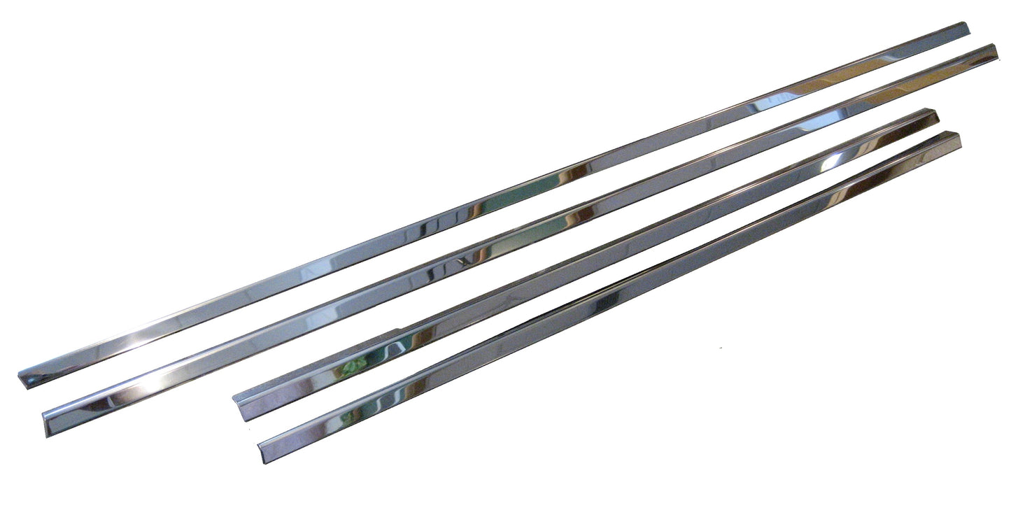 Window Rubber Trim Kit in Stainless Steel for Land Rover Discovery 3 / 4 - Polished