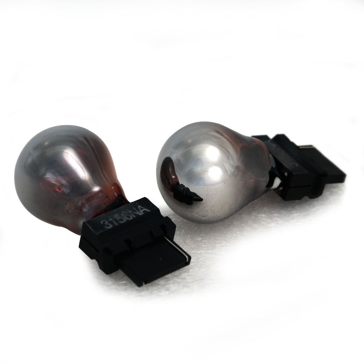 Pair of chrome / orange 3156 indicator bulbs