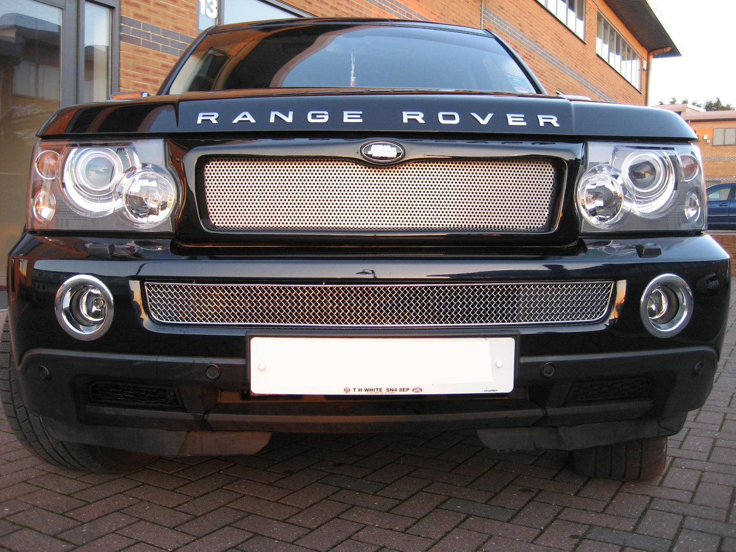Lower Mesh Grille for Range Rover Sport - Stainless Steel