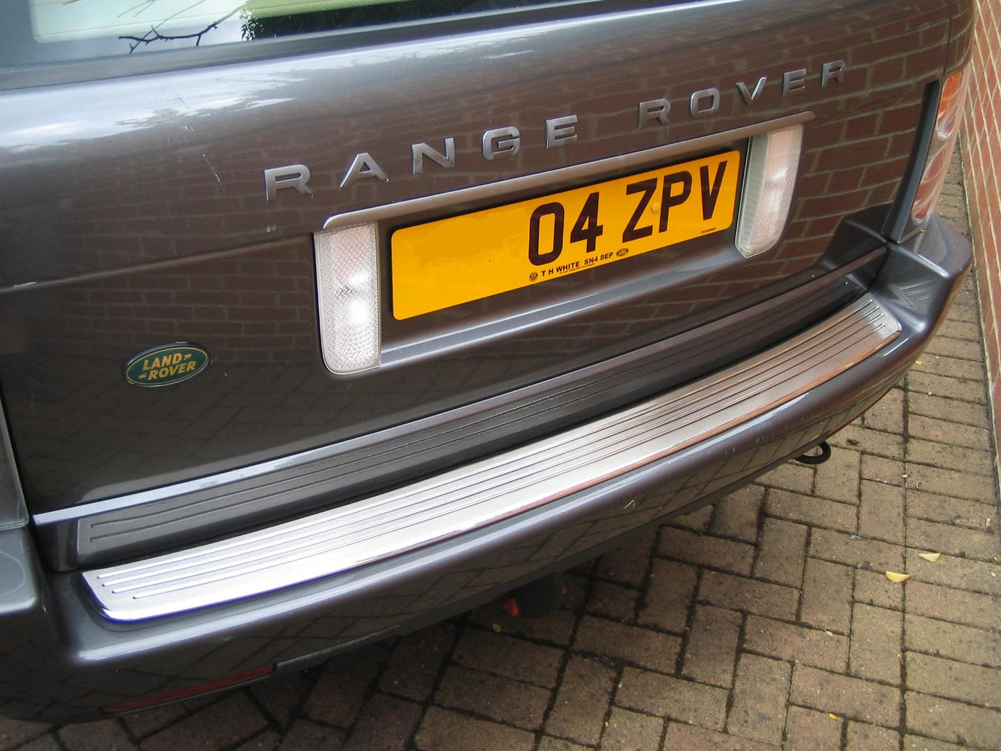 Rear Bumper Step Cover for Range Rover L322 - Brushed Stainless