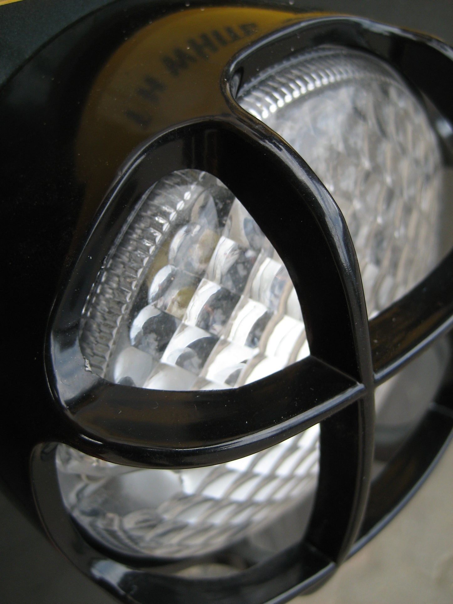 Rear Light Guard in Black for Land Rover Defender NAS lamp