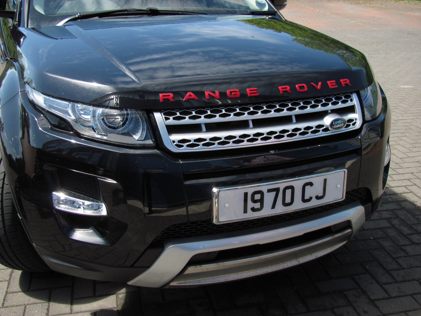 Genuine Front Grille Badge - Black & Silver - for Range Rover Evoque