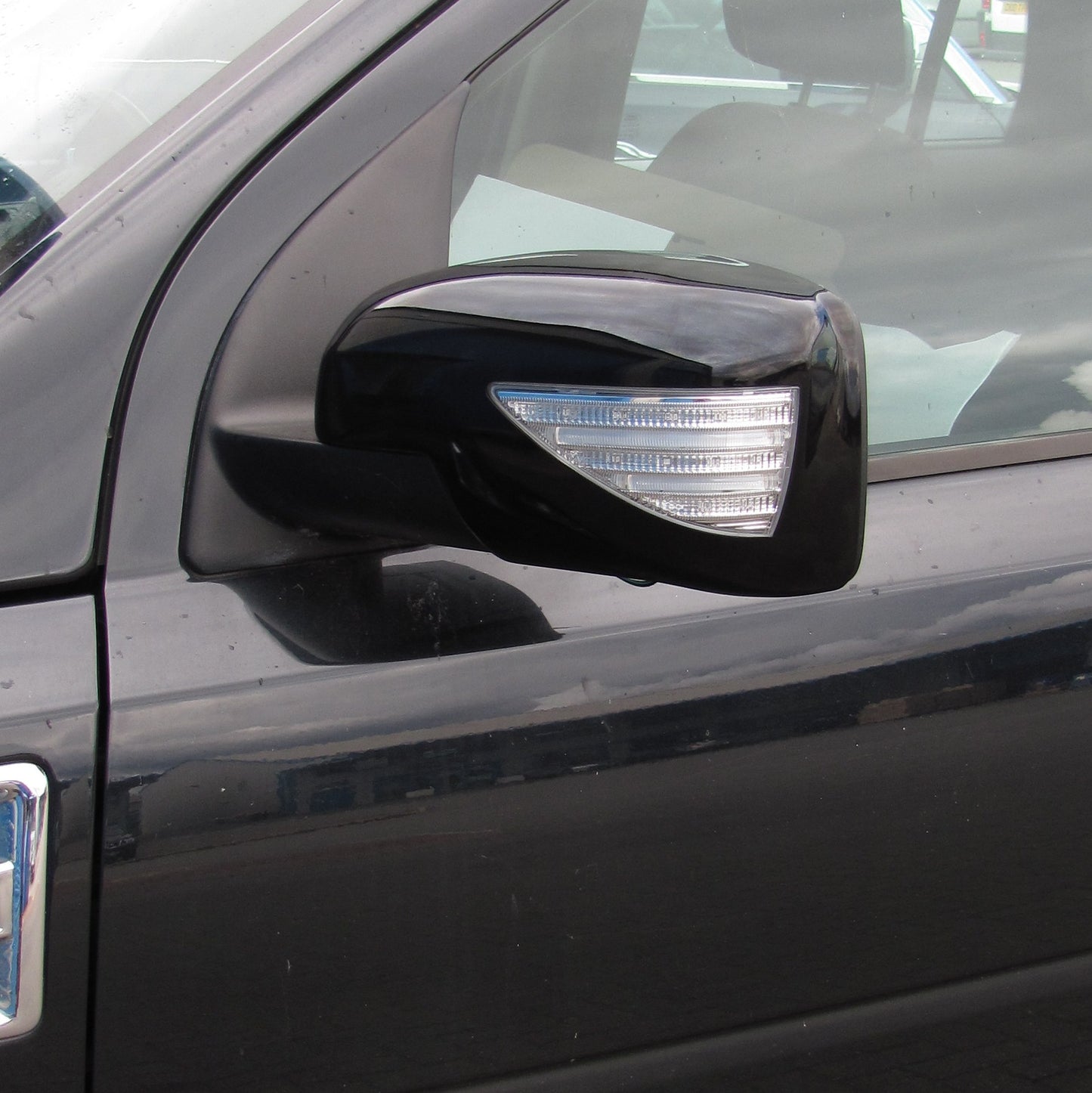 Full Mirror Covers With LED for Land Rover Freelander 2 (07-09 Mirrors) - Gloss Black
