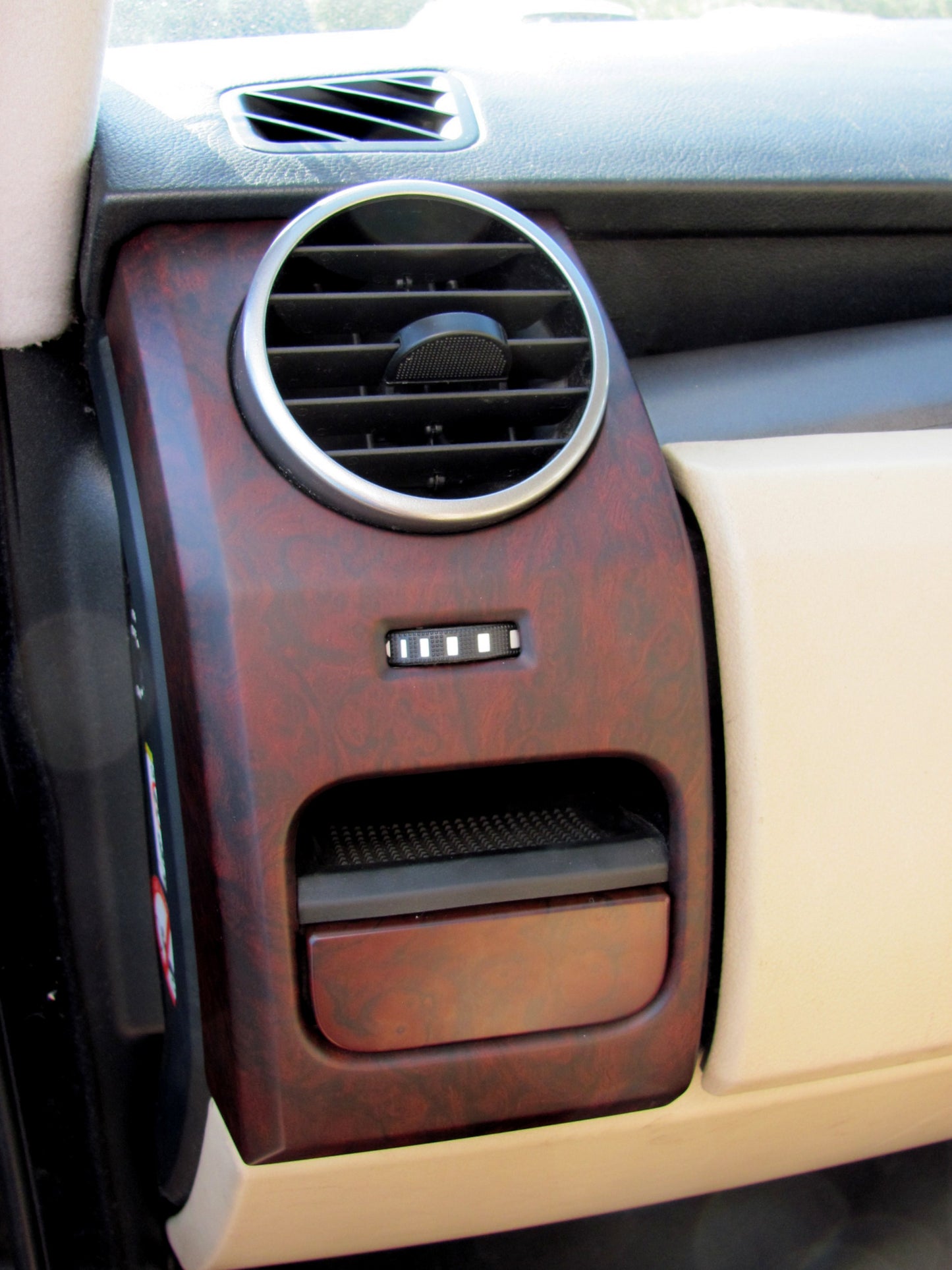 Dashboard Panel Ends 2 pc - Walnut - for Land Rover Discovery 3