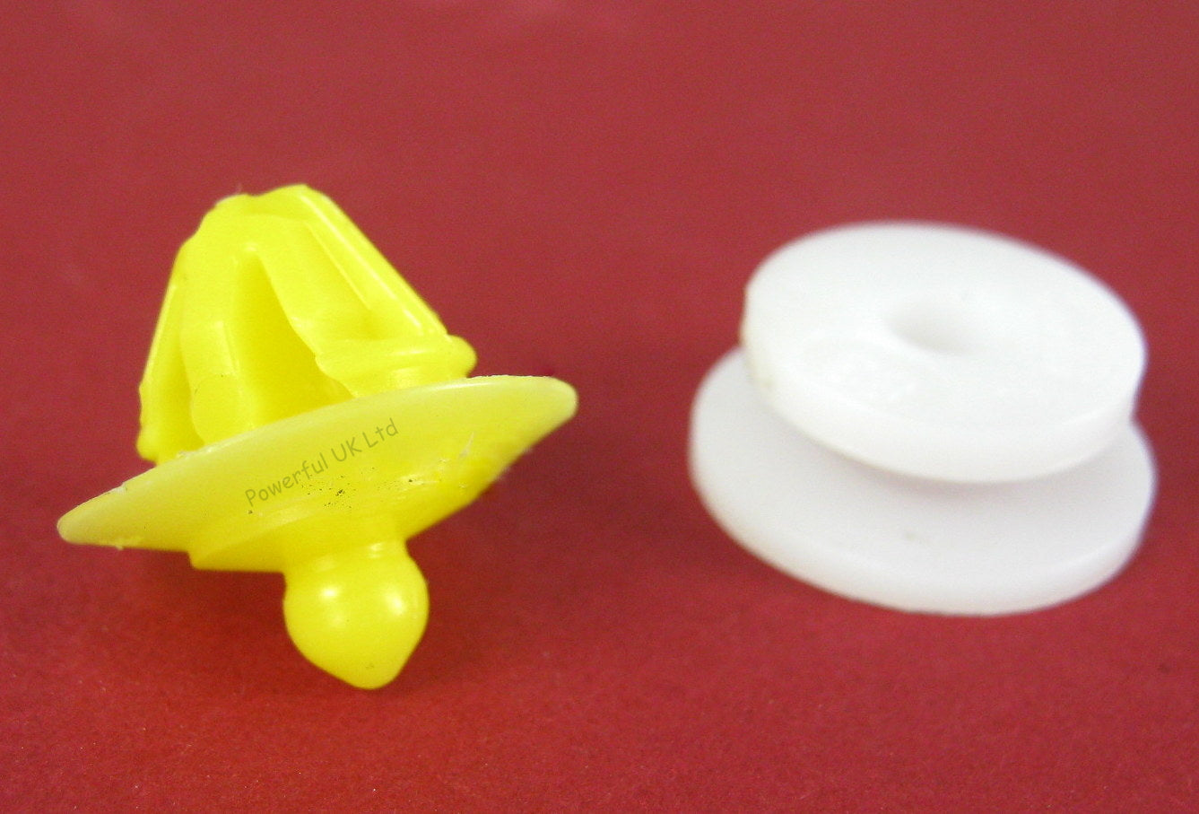 Yellow & White plastic wheel arch door moulding clips for Land Rover Freelander 2 - 10 pack